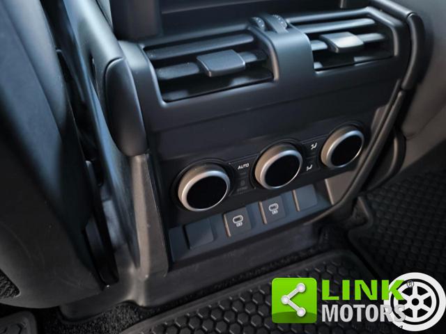 LAND ROVER DEFENDER 110 3.0D AWD AUTO X-DYNAMIC SE N - foto 10