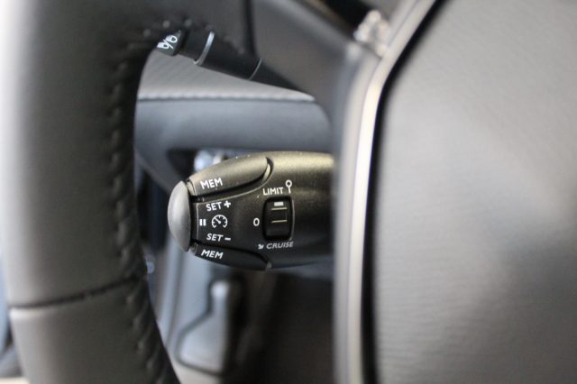 PEUGEOT 208 1.2 TURBO 100 CV BUSINESS KM0 MY - foto 15
