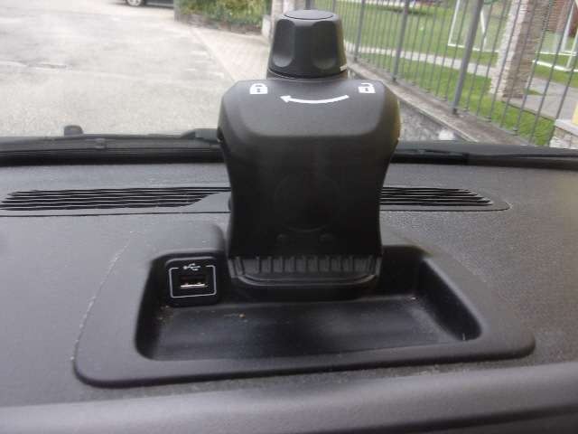 FIAT PANDA 1.2 LOUNGE SOLO 84.000 KM -EURO  - foto 23