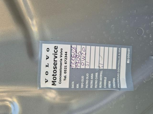 VOLVO XC40 B3 AUTOMATICO ESSENTIAL - foto 19
