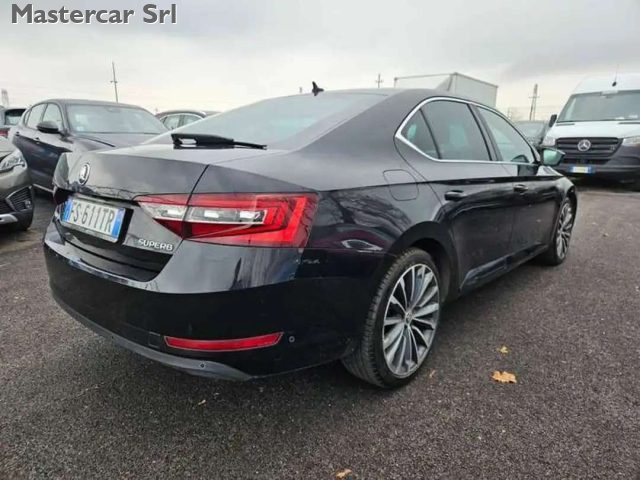 SKODA SUPERB SUPERB 2.0 TDI LAURIN & KLEMENT  - foto 6