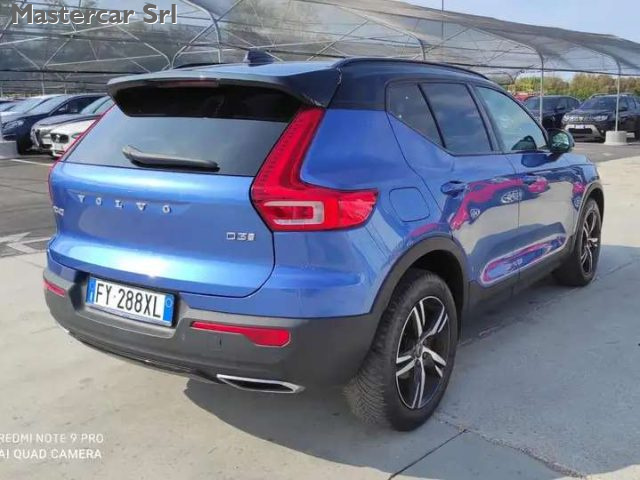 VOLVO XC40 XC40 2.0 D3 R-DESIGN GEARTRONIC  - foto 6