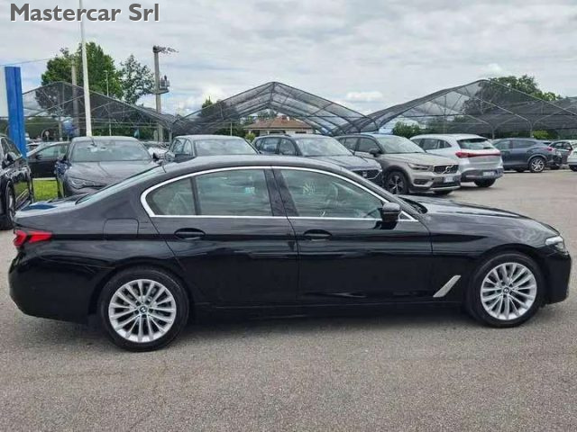 BMW 520 SERIE 5 G30 2020 BERLINA 520D MH - foto 8