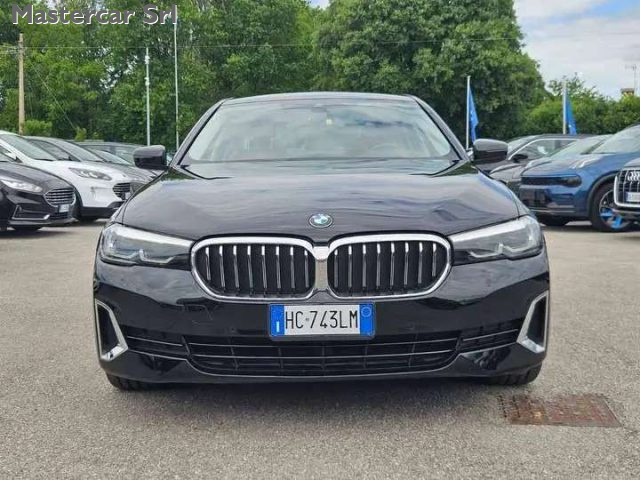 BMW 520 SERIE 5 G30 2020 BERLINA 520D MH - foto 10