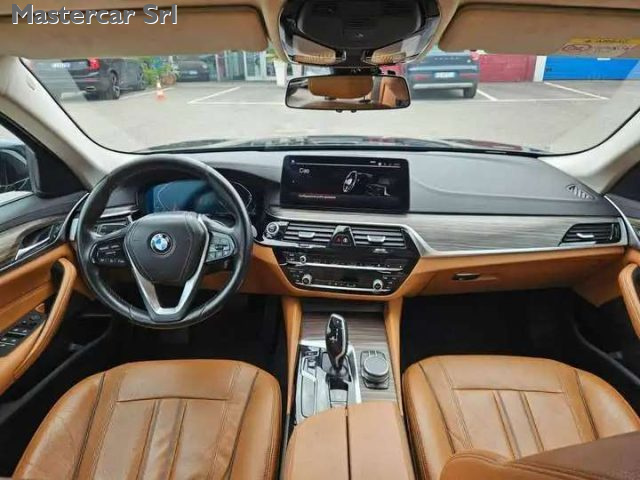 BMW 520 SERIE 5 G30 2020 BERLINA 520D MH - foto 11