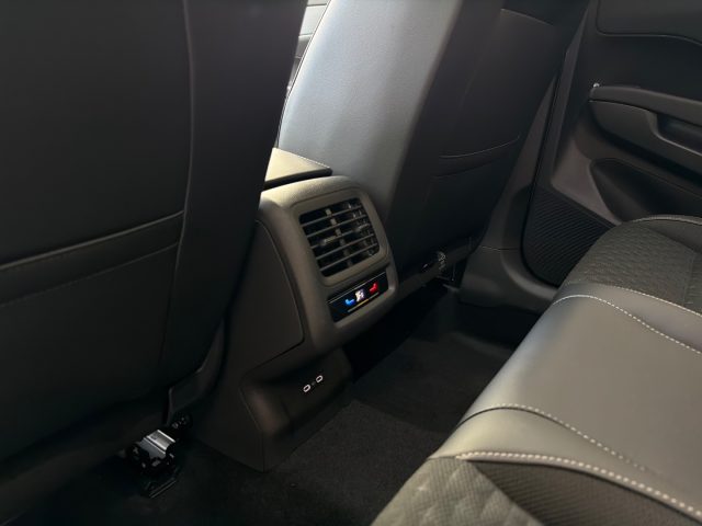 VOLKSWAGEN T-ROC 1.5 ETSI ACT 150 CV DSG R-LINE D - foto 28