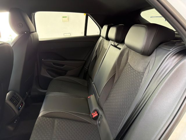VOLKSWAGEN T-ROC 1.5 ETSI ACT 150 CV DSG R-LINE D - foto 29