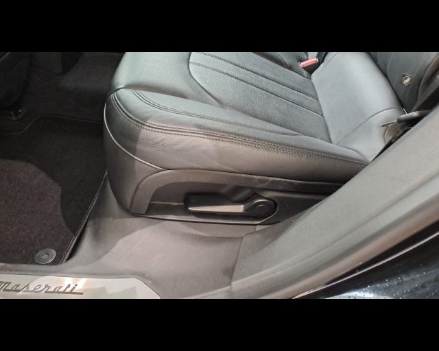 MASERATI LEVANTE 3.0 V6 GRANSPORT 275CV AUTO - foto 31