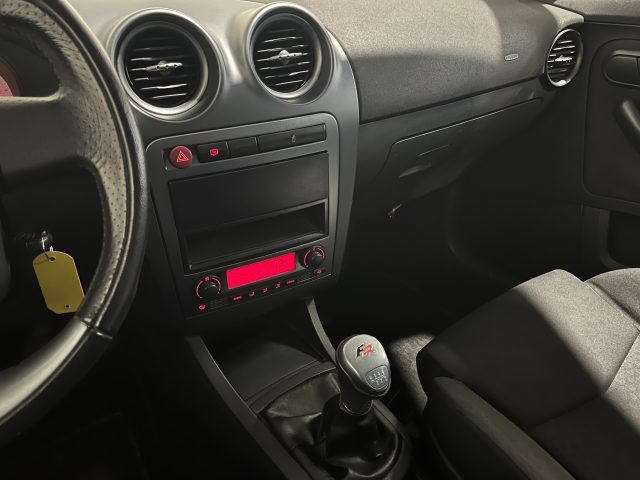 SEAT IBIZA 1.9 TDI - foto 7