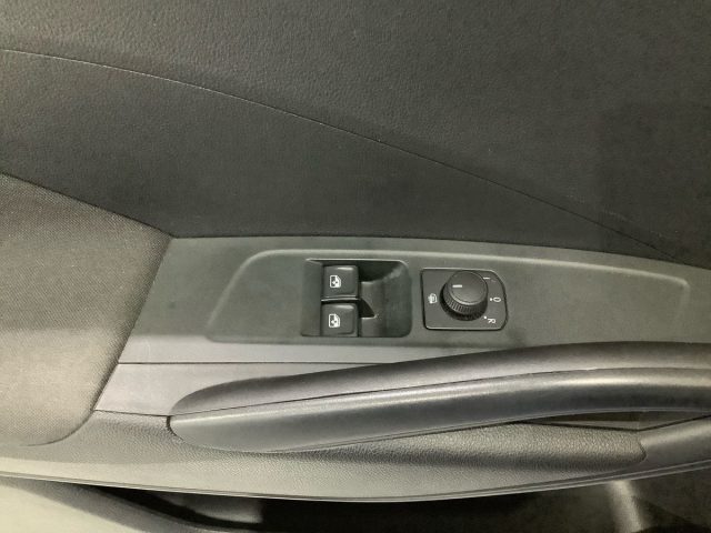 SKODA FABIA 1.0 TSI 95 CV YOUNG EDITION - foto 21
