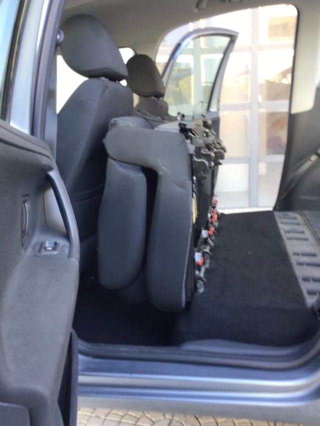 SKODA ROOMSTER 1.6 TDI 90CV CON GANCIO TRAINO - foto 10