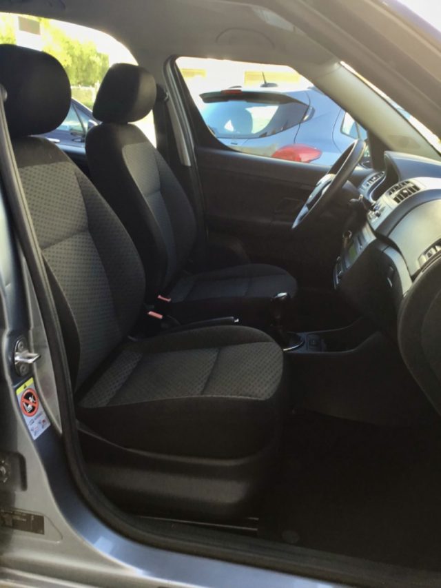 SKODA ROOMSTER 1.6 TDI 90CV CON GANCIO TRAINO - foto 12