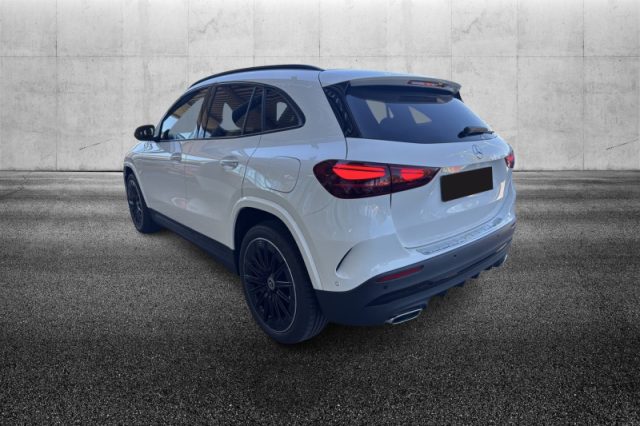 MERCEDES-BENZ GLA 250 E HYBRID EQ AMG LINE PREMIUM - foto 4