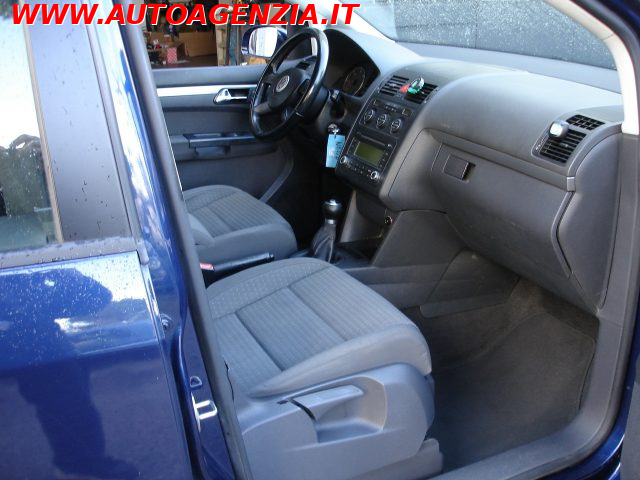 VOLKSWAGEN TOURAN 2.0 16V TDI TRENDLINE - foto 13