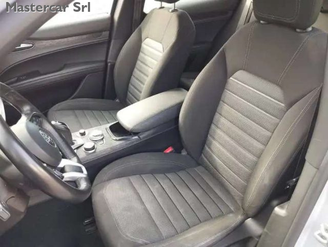 ALFA ROMEO STELVIO STELVIO MY23 2.2 TD SUPER Q4 210 - foto 9