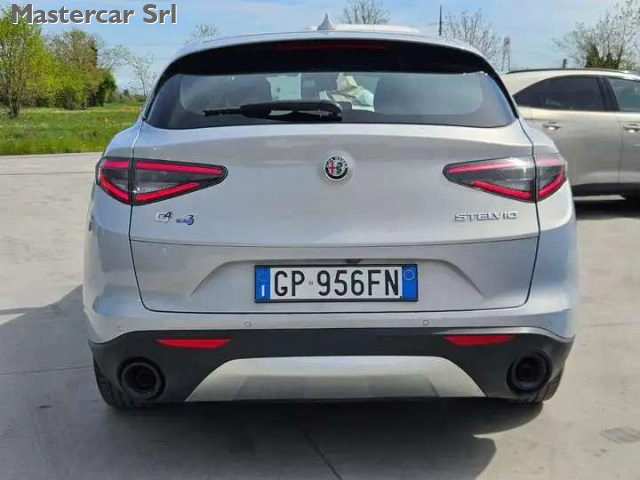 ALFA ROMEO STELVIO STELVIO MY23 2.2 TD SUPER Q4 210 - foto 5