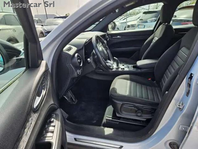 ALFA ROMEO STELVIO STELVIO MY23 2.2 TD SUPER Q4 210 - foto 9