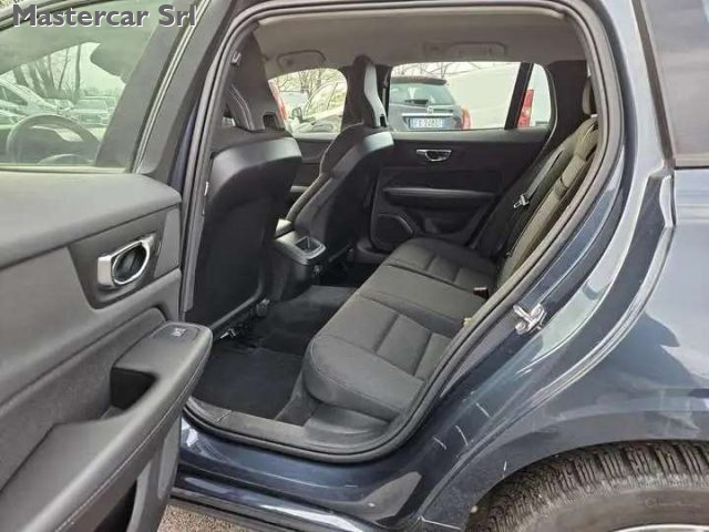 VOLVO V60 V60 2019 2.0 B4 MOMENTUM BUSINES - foto 11