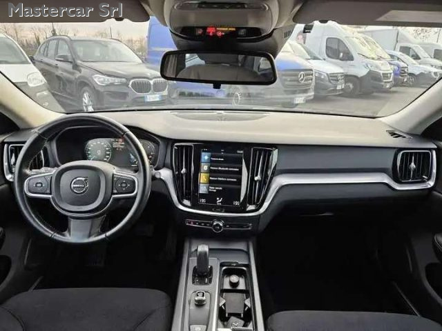 VOLVO V60 V60 2019 2.0 B4 MOMENTUM BUSINES - foto 12