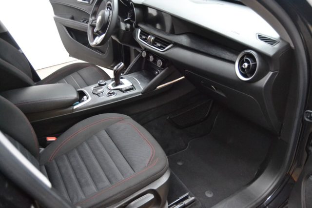 ALFA ROMEO STELVIO 2.2 TURBODIESEL 190 CV AT8 Q4 BU - foto 9