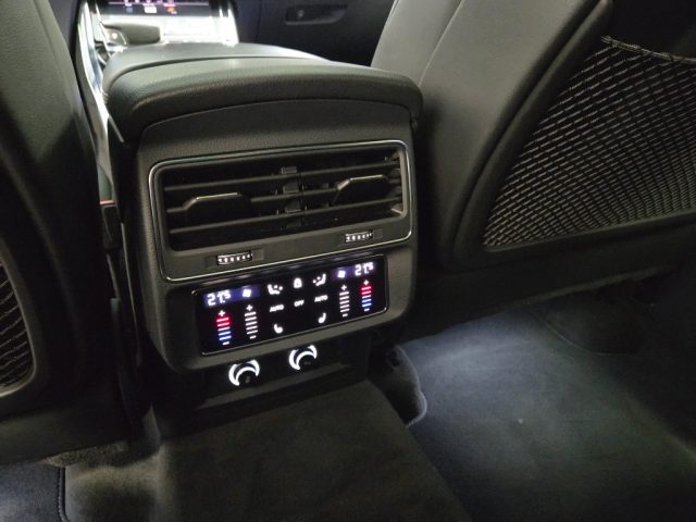 AUDI Q8 55 TFSI QUATTRO SLINE IVA ESPOST - foto 15
