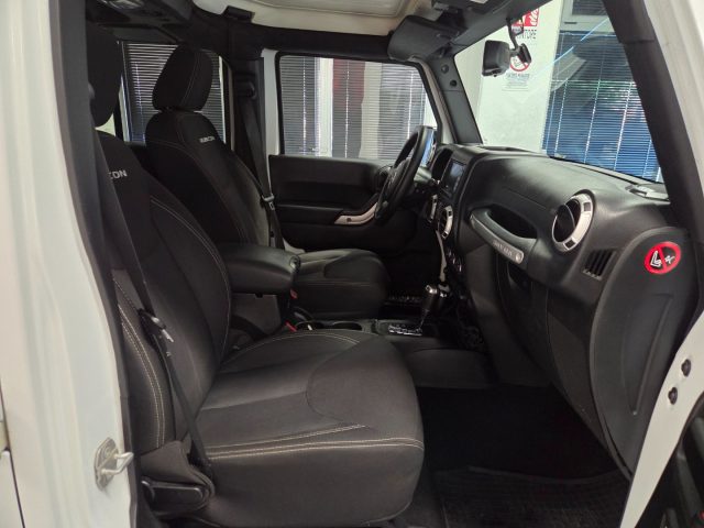 JEEP WRANGLER UNLIMITED 2.8 CRD DPF RUBICON - foto 31