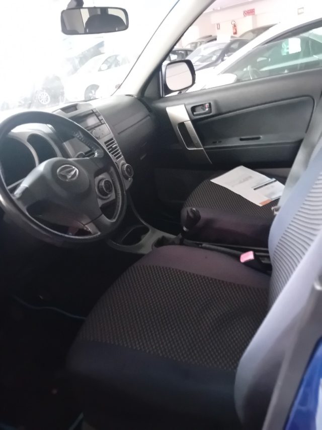 DAIHATSU TERIOS 1.5 4WD CX - foto 6