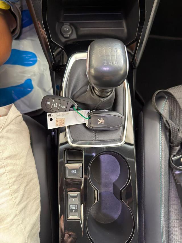 PEUGEOT 2008 BLUEHDI 110 S&S ALLURE PACK - foto 15