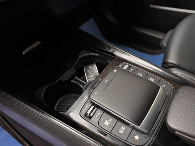 MERCEDES-BENZ GLB 180 D AUTOMATIC BUSINESS EXTRA 7 POS - foto 17