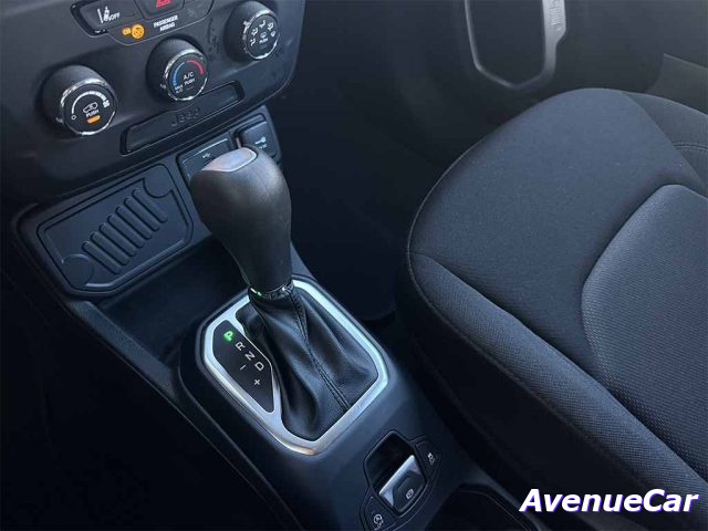 JEEP RENEGADE 1.3 T4 LONGITUDE 150CV DDCT PREZ - foto 16