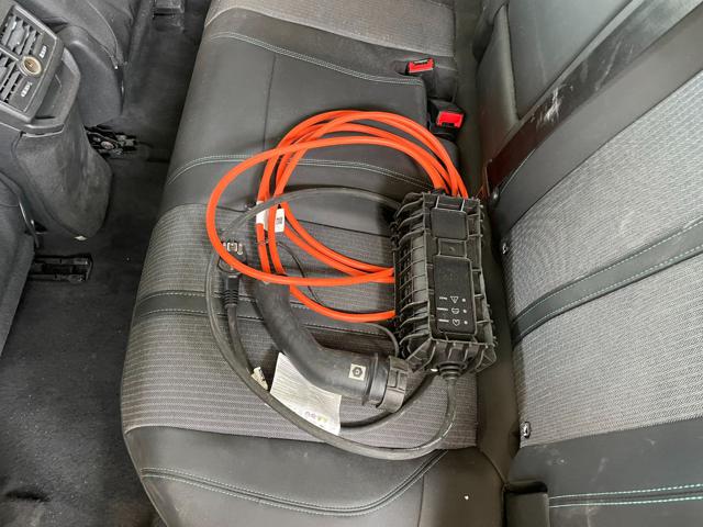 PEUGEOT 3008 HYBRID4 300CV E-EAT8 ALLURE PACK - foto 19