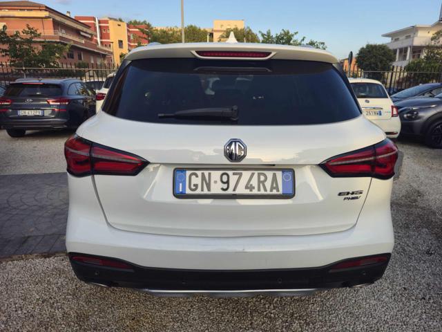 MG EHS PLUG-IN HYBRID LUXURY PLUG -IN A - foto 3