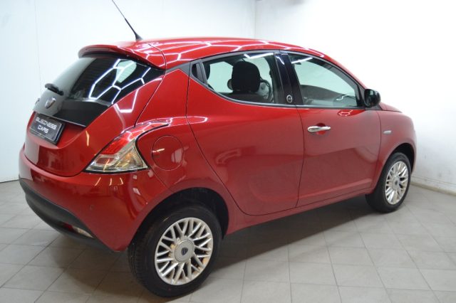LANCIA YPSILON 0.9 TWINAIR 85 CV 5 PORTE METANO - foto 4