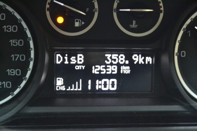 LANCIA YPSILON 0.9 TWINAIR 85 CV 5 PORTE METANO - foto 12