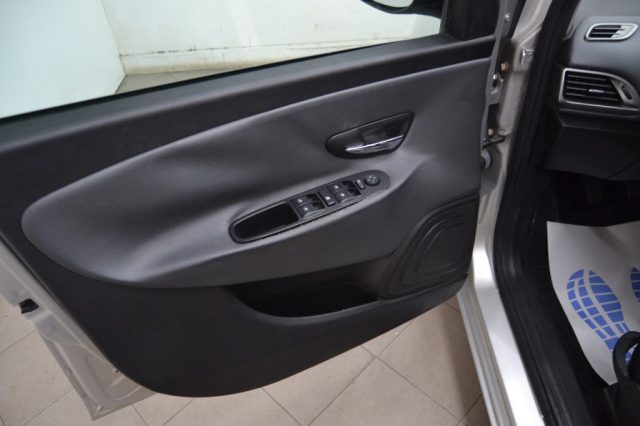 LANCIA YPSILON 0.9 TWINAIR 85 CV 5 PORTE S&S PL - foto 13