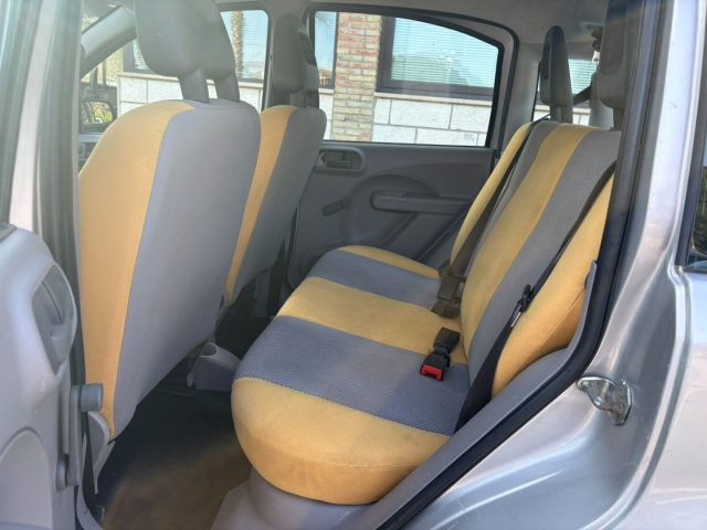 FIAT PANDA 1.2 4X4 CLIMBING - foto 8