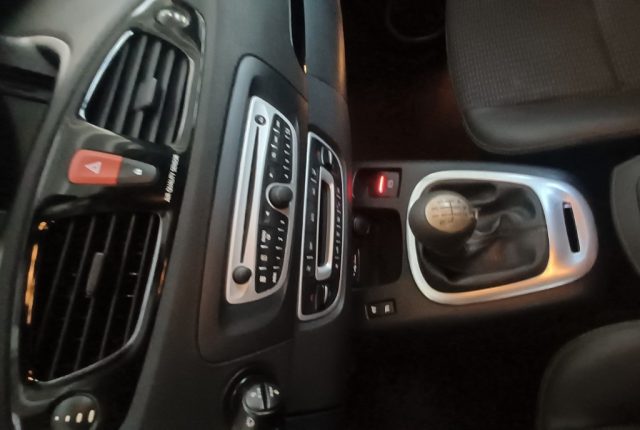 RENAULT SCENIC 1.5 DCI 110CV DYNAMIQUE - foto 16