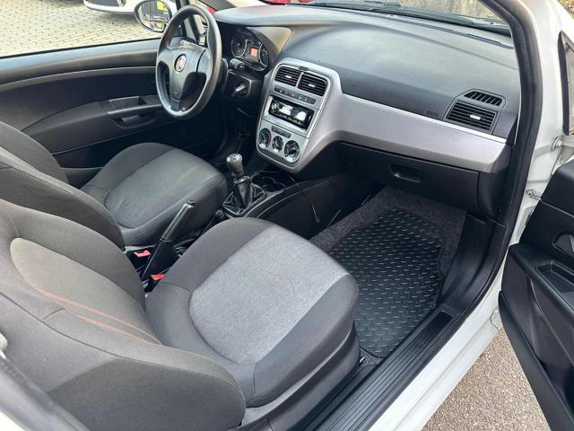 FIAT PUNTO EVO 1.4 3 PORTE EMOTION EASYPOWER - foto 12