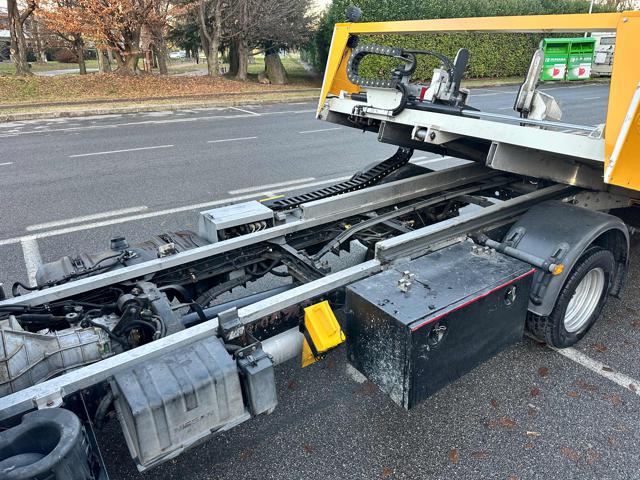 NISSAN CABSTAR 35.15 CARROATTREZZI SOCCORSO STR - foto 12