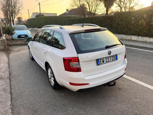 SKODA OCTAVIA 1.6 TDI CR 105 CV DSG WAGON ELEG - foto 7