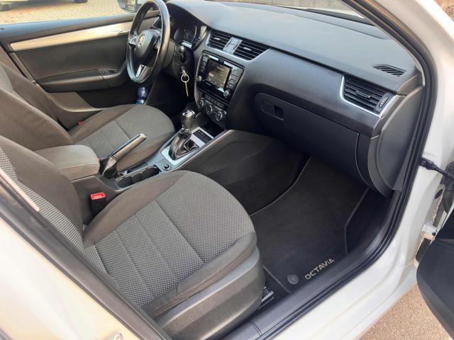 SKODA OCTAVIA 1.6 TDI CR 105 CV DSG WAGON ELEG - foto 10