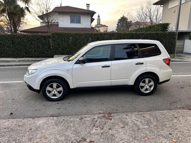 SUBARU FORESTER 2.0X COMFORT 4X4 - foto 8