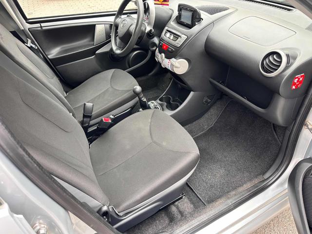 TOYOTA AYGO 1.0 12V VVT-I 5 PORTE ACTIVE CON - foto 7