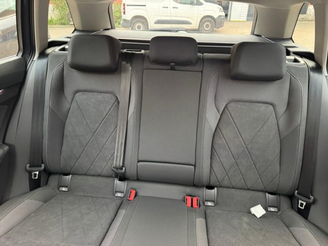 VOLKSWAGEN GOLF VARIANT 2.0 TDI 150 CV DSG SCR STYLE - foto 19