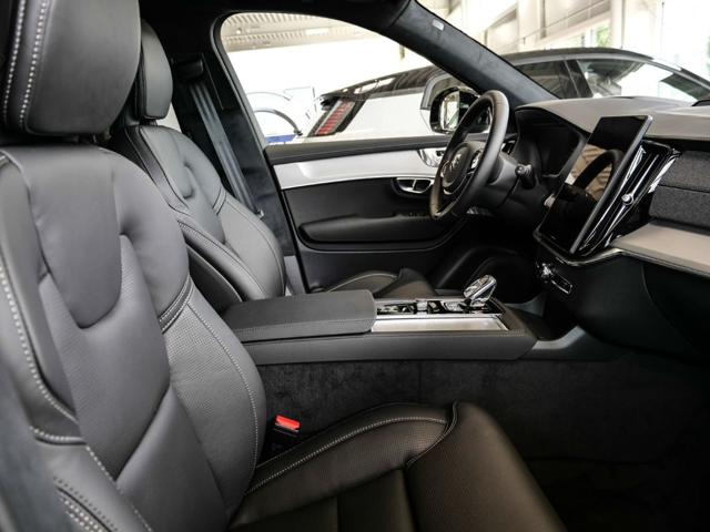 VOLVO XC90 2.0 T8 PHEV ULTRA BLACK EDITION  - foto 13