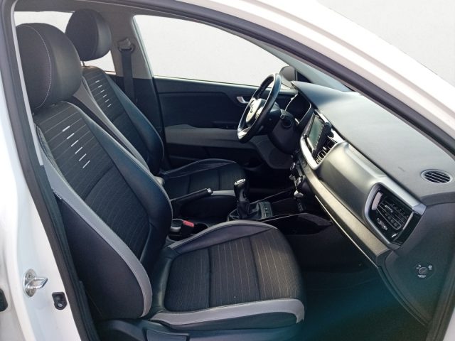 KIA STONIC 1.4 MPI ECOGPL URBAN - foto 12