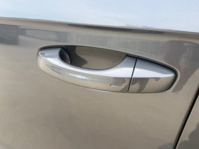 VOLKSWAGEN T-ROC R-LINE TETTO APRIBILE-GARANZIA - foto 18