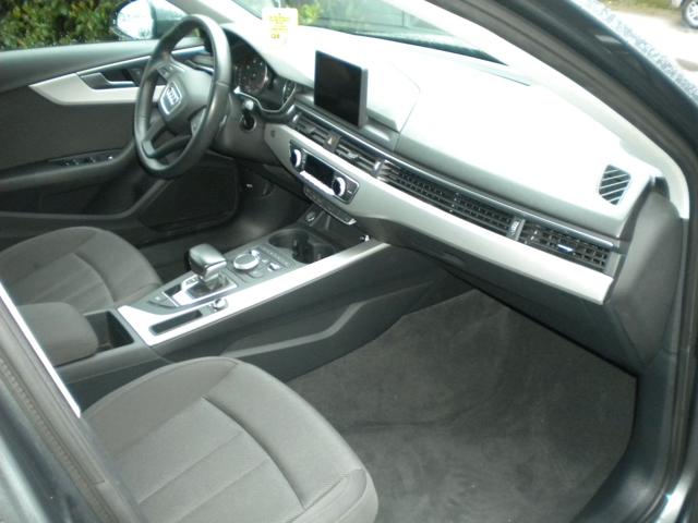 AUDI A4 AVANT 35 TDI S TRONIC DESIGN - foto 8