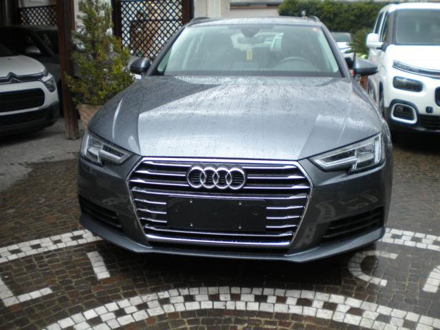 AUDI A4 AVANT 35 TDI S TRONIC DESIGN - foto 17
