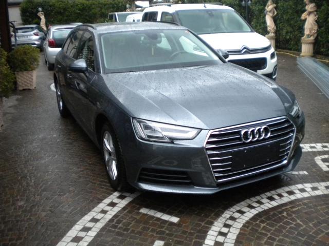 AUDI A4 AVANT 35 TDI S TRONIC DESIGN - foto 18